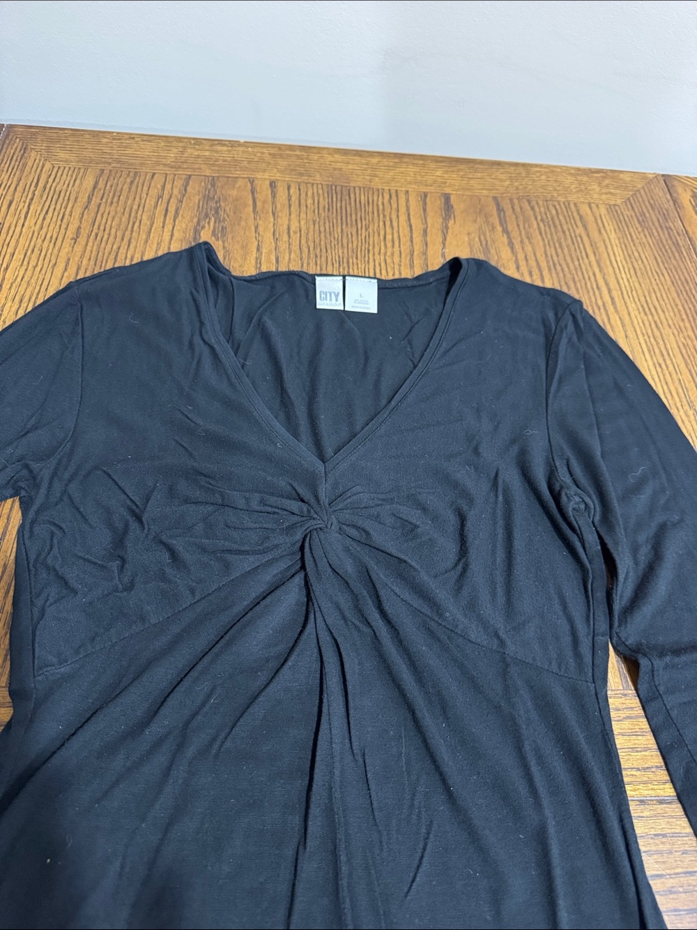 Black stretchy gathered vneck top shirt - Picture 2 of 11